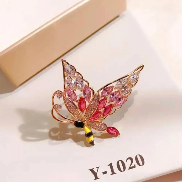 VQ Bee Butterfly Brooch - Picture 2 of 3